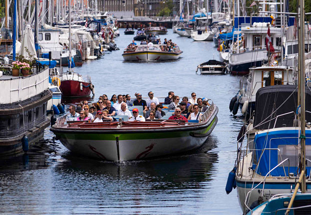 Overgang Boost Elektriker Hop On - Hop Off båd sightseeing København | stromma.com