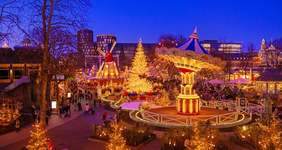 Christmas in Tivoli_Copenhagen.jpg