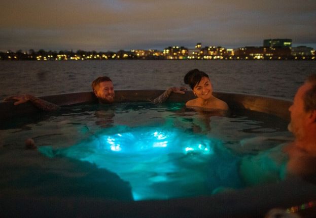 Hottub_Copenhagen_City_View.jpg
