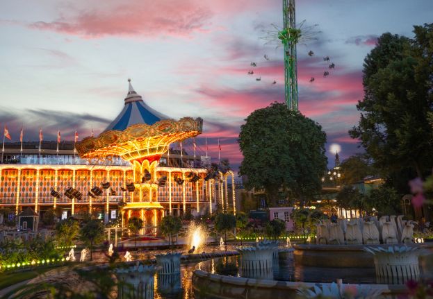 Tivoli_by_Night_©Nicolas Tobias Følsgaard.jpg