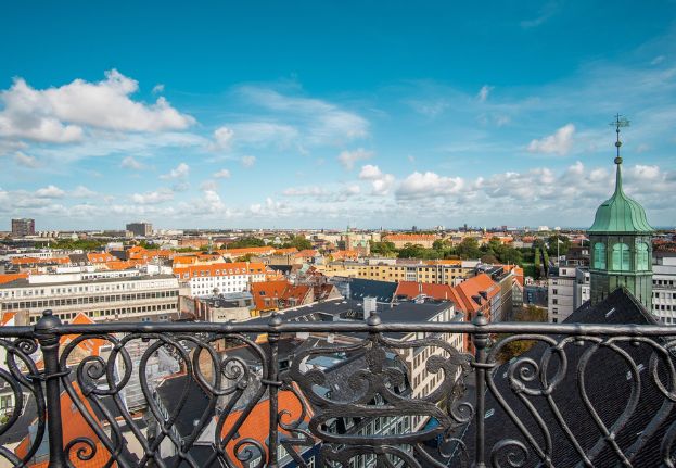 View_of_Copenhagen_from_the Round_Tower.jpg