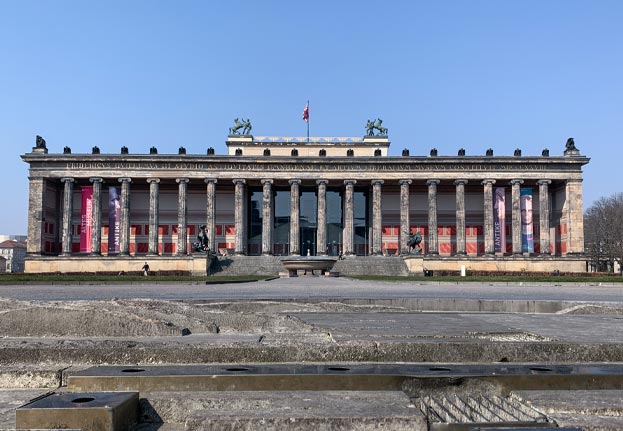 Altes_Museum-Facade1.jpg