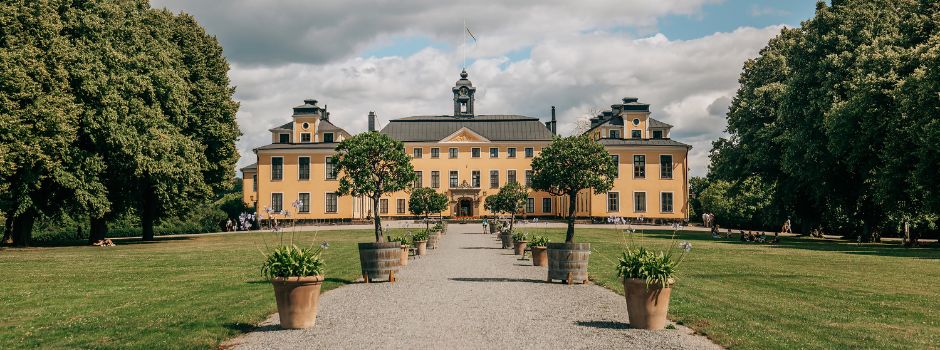 Royal Gardens at Ulriksdal Stockholm.jpg
