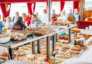 Buffet with brunch dishes aboard S/S Stockholm during a brunch cruise in the Stockholm archipelago.