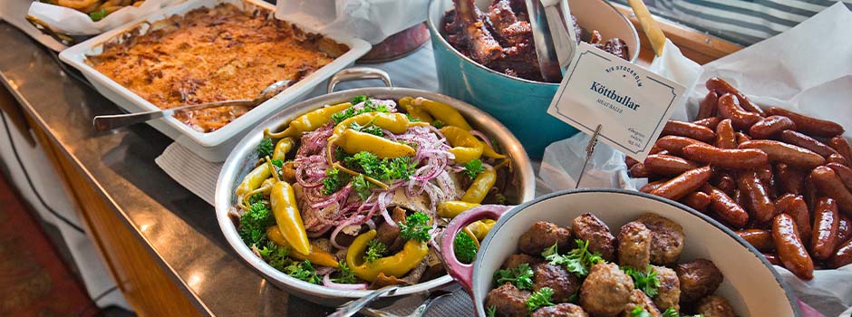 Brunch buffet served with hot dishes